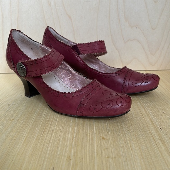 Leather Mary Jane shoes with a 2” heel, Hibiscus Red. - Picture 2 of 11